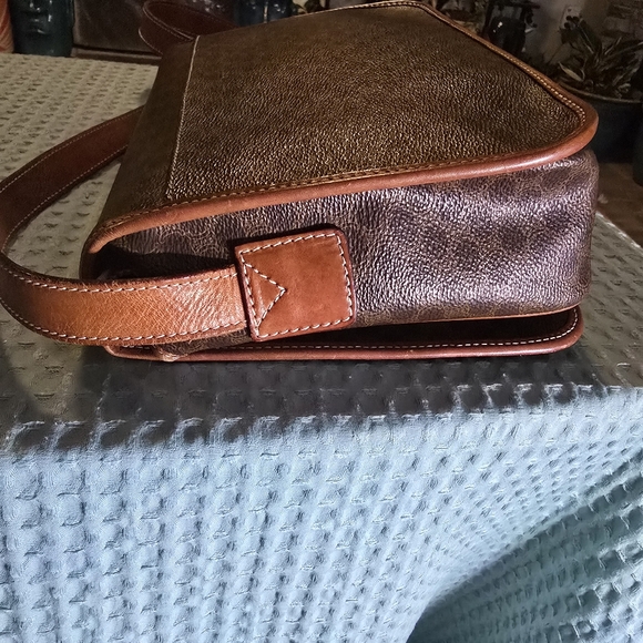 Celine - Picture 12 of 16